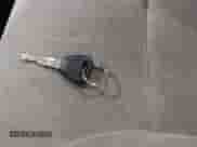 2001 Honda Accord LX z VIN 1HGCG66561A056245, wystawiony jako IAAI lot #42882395 z przebiegiem 251 553 mil mil oraz . Historia ofert i sprzedaży dostępna na DreamBid. Obrazek 11.