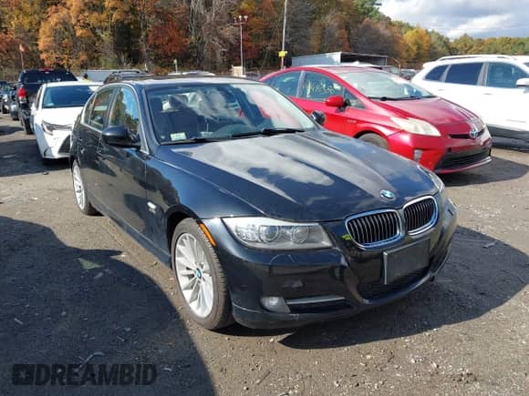 2011 BMW 3 Series 335i xDrive с VIN WBAPL5G52BNN23012, выставлен на аукционе IAAI как лот 43512541 с пробегом 265 767 миль миль и . История ставок и продаж доступна на DreamBid. Изображение 1.