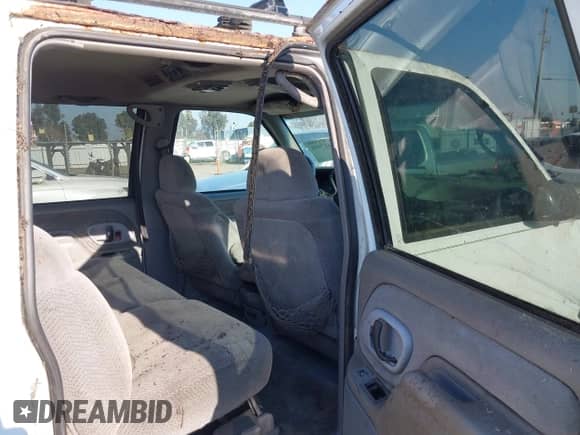 1995 Chevrolet Suburban с VIN 1GNGK26N5SJ307675, выставлен на аукционе IAAI как лот 41417998 с пробегом 193 985 миль миль и . История ставок и продаж доступна на DreamBid. Изображение 8.