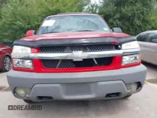 2002 Chevrolet Avalanche z VIN 3GNEK13T22G121615, wystawiony jako IAAI lot #43068604 z przebiegiem 240 471 mil mil oraz . Historia ofert i sprzedaży dostępna na DreamBid. Obrazek 6.