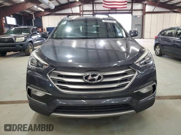 2017 Hyundai Santa Fe 2.4L with VIN 5XYZU3LB3HG391774, listed as a Copart auction lot 90070145 with 117,308 mi miles and Clean title. Bid and sale history available at DreamBid. Image 5.