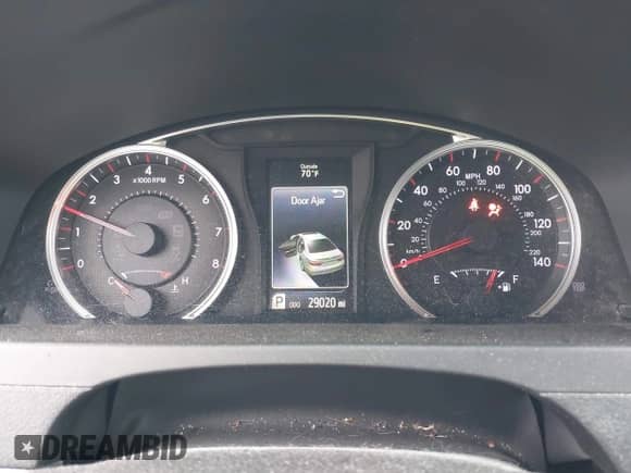 2017 Toyota Camry XLE with VIN 4T1BF1FKXHU694654, listed as a IAAI auction lot 42927658 with 29,020 mi miles and . Bid and sale history available at DreamBid. Image 7.