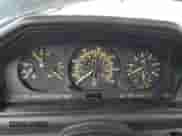 1987 Mercedes-Benz 300 с VIN WDBEB33D3HA355359, выставлен на аукционе Copart как лот 49532285 с пробегом 145 899 миль миль и Чистый • Clean title. История ставок и продаж доступна на DreamBid. Изображение 9.