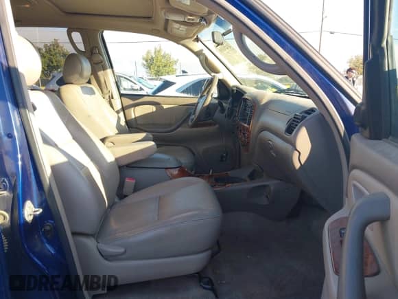 2005 Toyota Tundra Limited с VIN 5TBDT48185S490150, выставлен на аукционе IAAI как лот 43476350 с пробегом 285 794 миль миль и . История ставок и продаж доступна на DreamBid. Изображение 5.