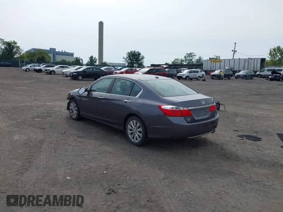 2014 Honda Accord EX-L with VIN 1HGCR2F86EA216126, listed as a IAAI auction lot 43322648 with 135,671 mi miles and . Bid and sale history available at DreamBid. Image 3.