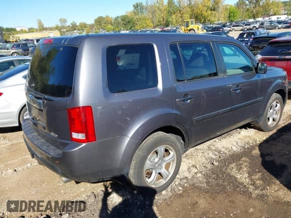 2015 Honda Pilot EX с VIN 5FNYF4H43FB005476, выставлен на аукционе IAAI как лот 43441566 с пробегом 121 571 миль миль и . История ставок и продаж доступна на DreamBid. Изображение 4.