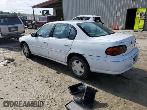 2000 Chevrolet Malibu z VIN 1G1ND52J4Y6328469, wystawiony jako Copart lot #69181314 z przebiegiem 200 802 mil mil oraz Szkoda całkowita • Salvage title. Historia ofert i sprzedaży dostępna na DreamBid. Obrazek 2.