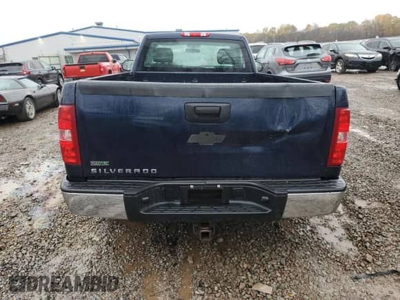 2012 Chevrolet Silverado 1500 Work Truck z VIN 1GCNKPEA0CZ284594, wystawiony jako Copart lot #82706825 z przebiegiem 107 277 mil mil oraz Szkoda całkowita • Salvage title. Historia ofert i sprzedaży dostępna na DreamBid. Obrazek 6.
