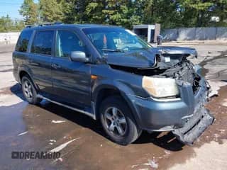 2006 Honda Pilot EX-L with VIN 2HKYF18596H511208, listed as a IAAI auction lot 43368339 with 125,242 mi miles and . Bid and sale history available at DreamBid. Image 1.
