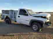 2002 Chevrolet Silverado 2500HD z VIN 1GBHC24U02E241344, wystawiony jako Copart lot #84969454 z przebiegiem 369 947 mil mil oraz Szkoda całkowita • Salvage title. Historia ofert i sprzedaży dostępna na DreamBid. Obrazek 4.