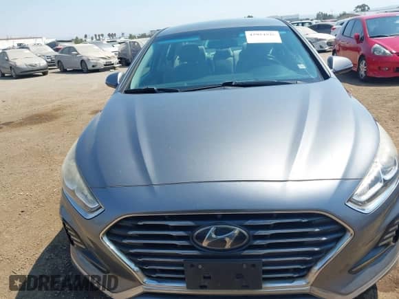 2018 Hyundai Sonata Limited z VIN 5NPE34AF4JH652163, wystawiony jako IAAI lot #42954526 z przebiegiem 116 221 mil mil oraz . Historia ofert i sprzedaży dostępna na DreamBid. Obrazek 12.