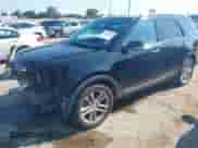 2017 Ford Explorer Limited z VIN 1FM5K7FH4HGA15895, wystawiony jako IAAI lot #43099482 z przebiegiem 126 628 mil mil oraz . Historia ofert i sprzedaży dostępna na DreamBid. Obrazek 2.