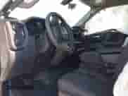 2022 Chevrolet Silverado 1500 Custom Trail Boss z VIN 3GCPYCEK4NG118395, wystawiony jako IAAI lot #42544321 z przebiegiem 90 545 mil mil oraz . Historia ofert i sprzedaży dostępna na DreamBid. Obrazek 5.