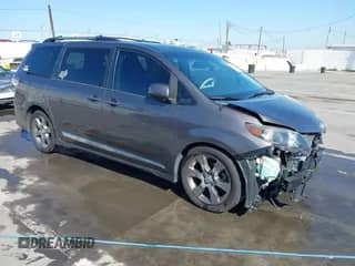 2012 Toyota Sienna SE with VIN 5TDXK3DCXCS233593, listed as a IAAI auction lot 41959611 with 85,558 mi miles and . Bid and sale history available at DreamBid. Image 1.
