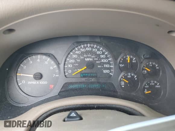 2004 Chevrolet TrailBlazer LT z VIN 1GNDT13S142393763, wystawiony jako Copart lot #69605175 z przebiegiem 220 952 mil mil oraz Szkoda całkowita • Salvage title. Historia ofert i sprzedaży dostępna na DreamBid. Obrazek 9.