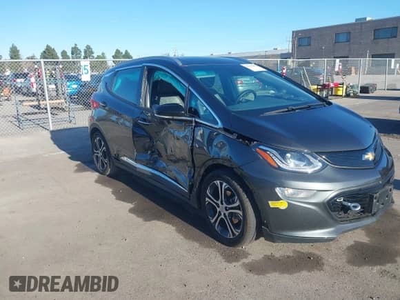 2021 Chevrolet Bolt EV Premier z VIN 1G1FZ6S08M4103819, wystawiony jako IAAI lot #41266469 z przebiegiem 25 513 mil mil oraz . Historia ofert i sprzedaży dostępna na DreamBid. Obrazek 6.