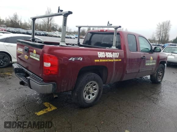 2013 Chevrolet Silverado 1500 LT z VIN 1GCRKSEA1DZ366159, wystawiony jako Copart lot #84914044 z przebiegiem 228 407 mil mil oraz Szkoda całkowita • Salvage title. Historia ofert i sprzedaży dostępna na DreamBid. Obrazek 3.