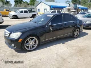 2010 Mercedes-Benz C 300 Sport с VIN WDDGF5EB8AR114710, выставлен на аукционе Copart как лот 63027005 с пробегом 130 982 миль миль и Списание • Salvage title. История ставок и продаж доступна на DreamBid. Изображение 1.