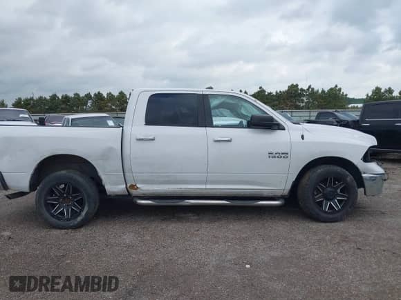 2016 Ram 1500 Big Horn с VIN 1C6RR7LG1GS260248, выставлен на аукционе IAAI как лот 42079534 с пробегом Не указан миль и . История ставок и продаж доступна на DreamBid. Изображение 13.