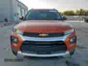 2023 Chevrolet TrailBlazer LT z VIN KL79MPSL7PB100135, wystawiony jako Copart lot #69556755 z przebiegiem 50 832 mil mil oraz Szkoda całkowita • Salvage title. Historia ofert i sprzedaży dostępna na DreamBid. Obrazek 5.