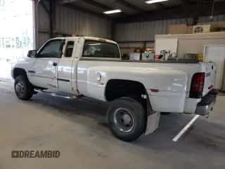 2002 Dodge 3500 с VIN 3B7MF33C02M204269, выставлен на аукционе Copart как лот 68442394 с пробегом 238 041 миль миль и Списание • Salvage title. История ставок и продаж доступна на DreamBid. Изображение 2.