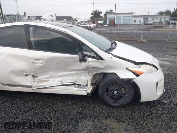 2012 Toyota Prius One with VIN JTDKN3DU6C1486594, listed as a IAAI auction lot 41654136 with 261,107 mi miles and . Bid and sale history available at DreamBid. Image 6.