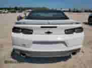 2019 Chevrolet Camaro 2SS z VIN 1G1FH3D78K0133838, wystawiony jako Copart lot #71675895 z przebiegiem 105 759 mil mil oraz Szkoda całkowita • Salvage title. Historia ofert i sprzedaży dostępna na DreamBid. Obrazek 6.