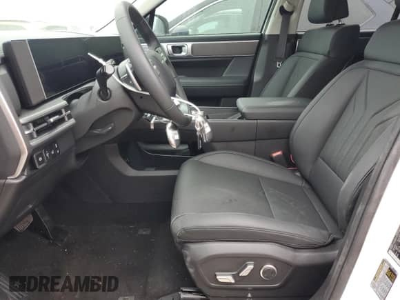 2024 Hyundai Santa Fe XRT с VIN 5NMP3DGL1RH061691, выставлен на аукционе Copart как лот 76632954 с пробегом 1 131 миль миль и На запчасти • Non repairable. История ставок и продаж доступна на DreamBid. Изображение 7.
