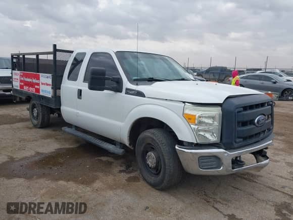2013 Ford F-250 XL z VIN 1FT7X2A66DEB17793, wystawiony jako IAAI lot #41701126 z przebiegiem 157 445 mil mil oraz . Historia ofert i sprzedaży dostępna na DreamBid. Obrazek 1.