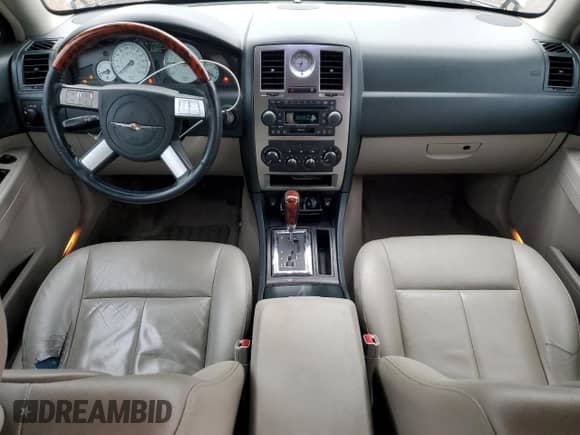 2006 Chrysler 300 Touring с VIN 2C3KA53G56H253741, выставлен на аукционе Copart как лот 87445505 с пробегом 276 971 миль миль и Чистый • Clean title. История ставок и продаж доступна на DreamBid. Изображение 8.