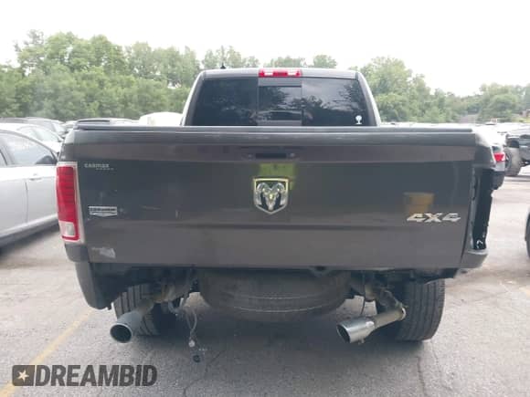 2015 Ram 1500 Laramie с VIN 1C6RR7VT0FS534421, выставлен на аукционе IAAI как лот 39895326 с пробегом 120 437 миль миль и . История ставок и продаж доступна на DreamBid. Изображение 17.