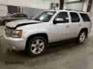 2010 Chevrolet Tahoe LTZ z VIN 1GNUKCE04AR182876, wystawiony jako Copart lot #66869495 z przebiegiem 226 218 mil mil oraz Szkoda całkowita • Salvage title. Historia ofert i sprzedaży dostępna na DreamBid. Obrazek 1.