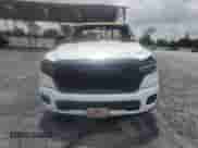 2025 Ram 1500 Tradesman z VIN 1C6RRFCG9SN630508, wystawiony jako Copart lot #60319265 z przebiegiem Nie podano mil oraz Nie do naprawy • Non repairable. Historia ofert i sprzedaży dostępna na DreamBid. Obrazek 5.