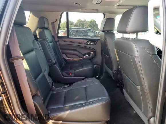 2017 Chevrolet Tahoe LT с VIN 1GNSKBKC7HR317567, выставлен на аукционе Copart как лот 69034435 с пробегом 107 846 миль миль и Списание • Salvage title. История ставок и продаж доступна на DreamBid. Изображение 11.