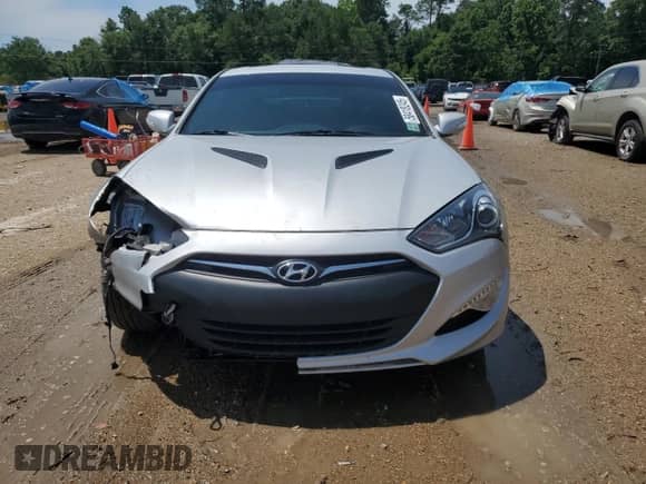 2015 Hyundai Genesis Coupe 3.8L Base with VIN KMHHU6KJ5FU126108, listed as a Copart auction lot 58418245 with 102,558 mi miles and Salvage title. Bid and sale history available at DreamBid. Image 5.