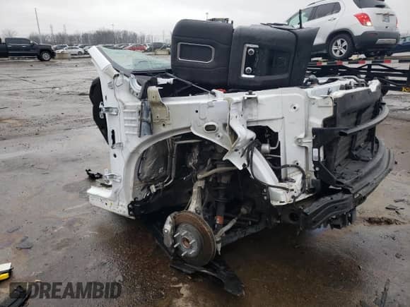 2021 Chevrolet Suburban Premier с VIN 1GNSCFKD1MR284380, выставлен на аукционе Copart как лот 82173523 с пробегом Не указан миль и На запчасти • Non repairable. История ставок и продаж доступна на DreamBid. Изображение 4.