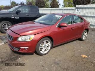 2015 Volvo S60 T5 Premier с VIN YV1612TB6F1306228, выставлен на аукционе Copart как лот 81889885 с пробегом 234 528 миль миль и Чистый • Clean title. История ставок и продаж доступна на DreamBid. Изображение 1.