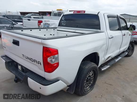 2019 Toyota Tundra SR5 с VIN 5TFAY5F11KX854581, выставлен на аукционе IAAI как лот 42158395 с пробегом 140 691 миль миль и . История ставок и продаж доступна на DreamBid. Изображение 4.