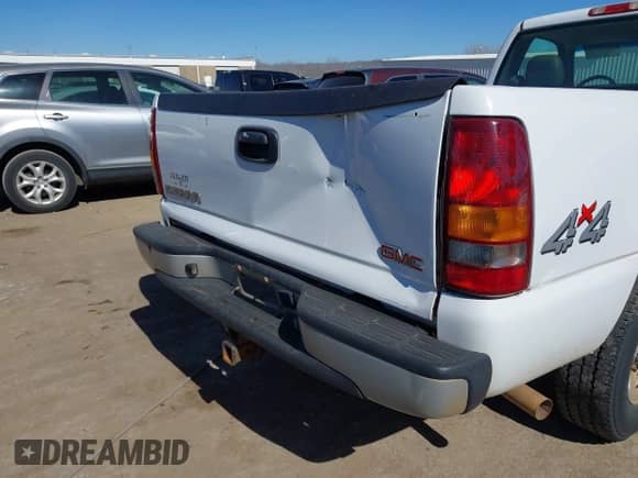 2003 GMC Sierra 1500 SLE с VIN 1GTEK14T23Z242959, выставлен на аукционе IAAI как лот 41668152 с пробегом Не указан миль и . История ставок и продаж доступна на DreamBid. Изображение 6.