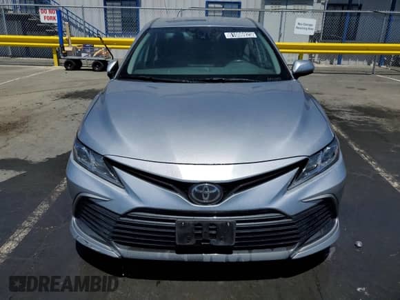 2022 Toyota Camry LE с VIN 4T1C11AK7NU667353, выставлен на аукционе Copart как лот 61006925 с пробегом 65 580 миль миль и Чистый • Clean title. История ставок и продаж доступна на DreamBid. Изображение 5.