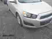 2013 Chevrolet Sonic LT с VIN 1G1JC5SB9D4118174, выставлен на аукционе IAAI как лот 43253662 с пробегом 105 470 миль миль и . История ставок и продаж доступна на DreamBid. Изображение 6.