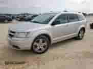 2009 Dodge Journey R/T z VIN 3D4GG67V79T522366, wystawiony jako Copart lot #59093955 z przebiegiem 138 608 mil mil oraz Szkoda całkowita • Salvage title. Historia ofert i sprzedaży dostępna na DreamBid. Obrazek 1.