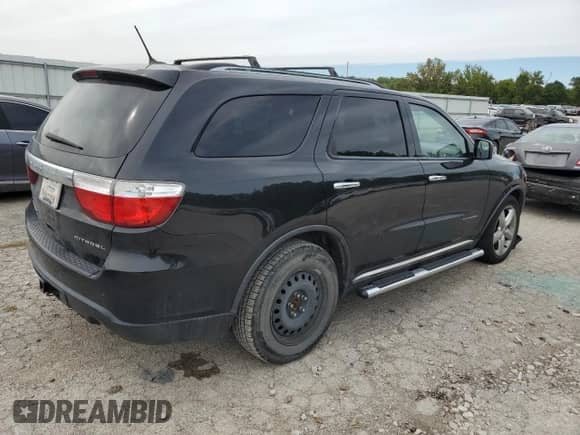 2011 Dodge Durango Citadel z VIN 1D4SE5GT6BC594816, wystawiony jako Copart lot #68887034 z przebiegiem 128 752 mil mil oraz Szkoda całkowita • Salvage title. Historia ofert i sprzedaży dostępna na DreamBid. Obrazek 3.