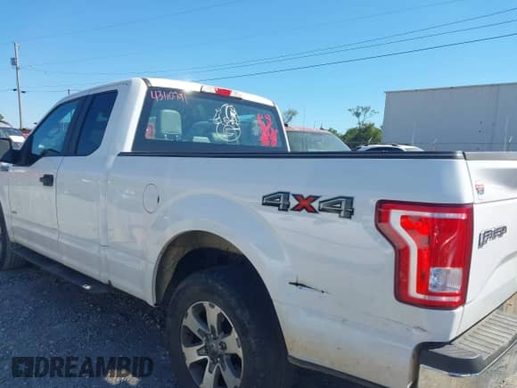 2016 Ford F-150 XLT z VIN 1FTEX1EP0GFD10234, wystawiony jako IAAI lot #43110791 z przebiegiem 247 573 mil mil oraz . Historia ofert i sprzedaży dostępna na DreamBid. Obrazek 3.