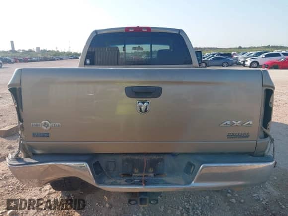 2008 Dodge 2500 SLT с VIN 3D7KS28A88G163830, выставлен на аукционе IAAI как лот 43069360 с пробегом Не указан миль и . История ставок и продаж доступна на DreamBid. Изображение 16.
