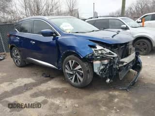 2022 Nissan Murano SL z VIN 5N1AZ2CJ5NC106889, wystawiony jako IAAI lot #41207467 z przebiegiem 74 980 mil mil oraz . Historia ofert i sprzedaży dostępna na DreamBid. Obrazek 1.