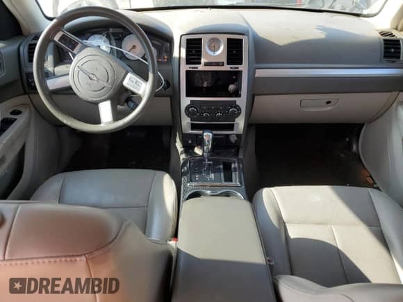 2010 Chrysler 300 Touring Signature with VIN 2C3CA5CV9AH136739, listed as a Copart auction lot 68341075 with 170,788 mi miles and Salvage title. Bid and sale history available at DreamBid. Image 8.