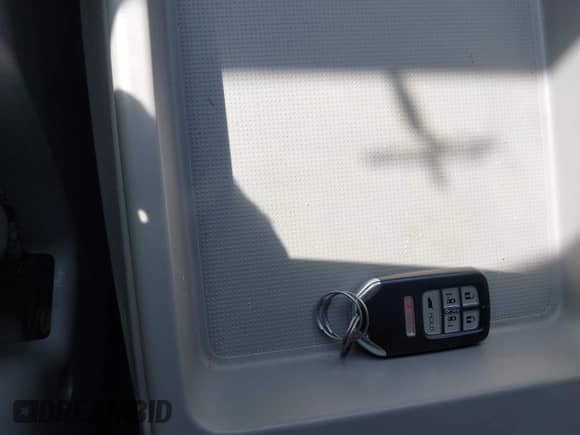 2015 Honda Odyssey Touring Elite с VIN 5FNRL5H96FB070160, выставлен на аукционе IAAI как лот 43523309 с пробегом 162 479 миль миль и . История ставок и продаж доступна на DreamBid. Изображение 11.