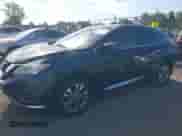 2016 Nissan Murano S z VIN 5N1AZ2MHXGN139180, wystawiony jako IAAI lot #42753562 z przebiegiem 77 241 mil mil oraz . Historia ofert i sprzedaży dostępna na DreamBid. Obrazek 2.