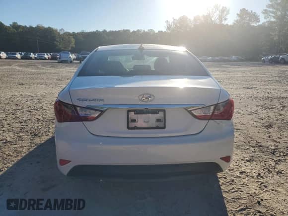 2014 Hyundai Sonata GLS z VIN 5NPEB4AC8EH862280, wystawiony jako Copart lot #82477145 z przebiegiem 160 053 mil mil oraz Czysty tytuł • Clean title. Historia ofert i sprzedaży dostępna na DreamBid. Obrazek 6.